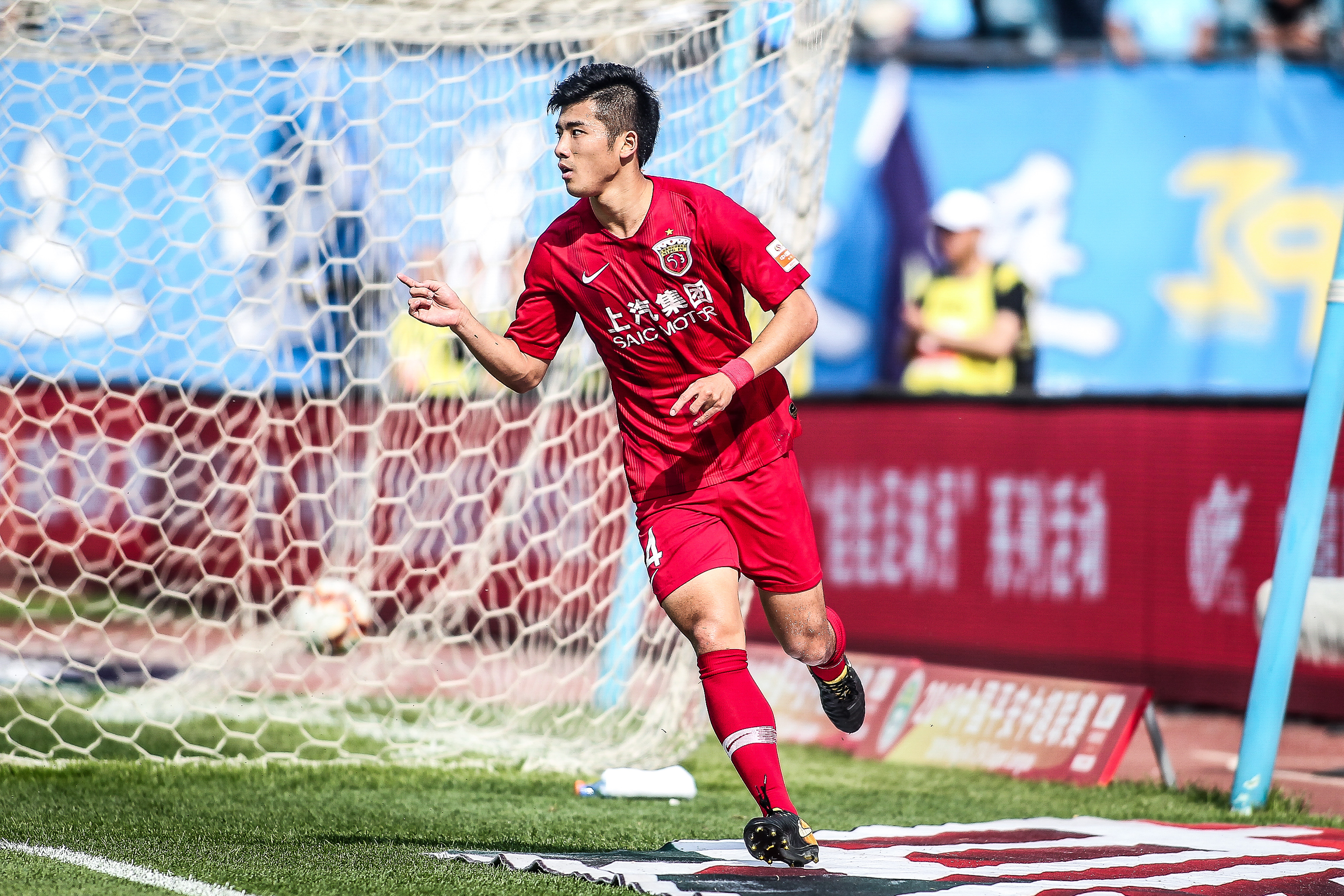 技术演进剖析：移动PvP射击游戏《战争机器人》十年发展史