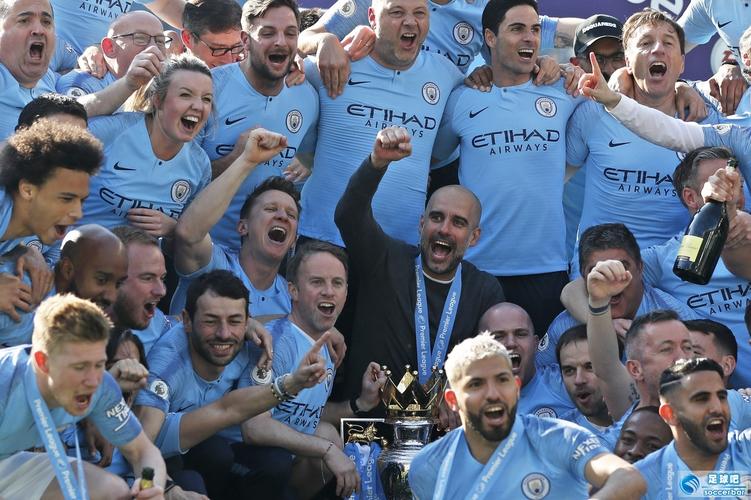 与上赛季判若两人，马刺侧翼悍将凯尔登-约翰逊堪称超级第六人