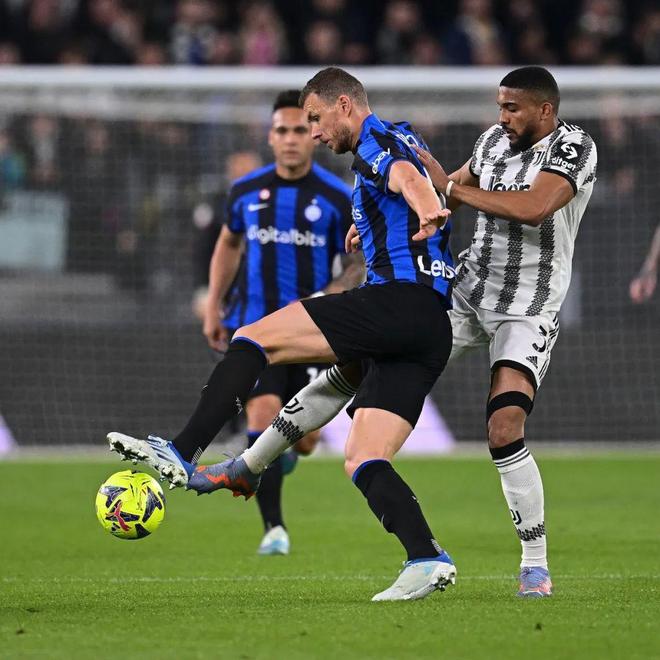 NBA年轻球员成长观察 潜力新星持续涌现